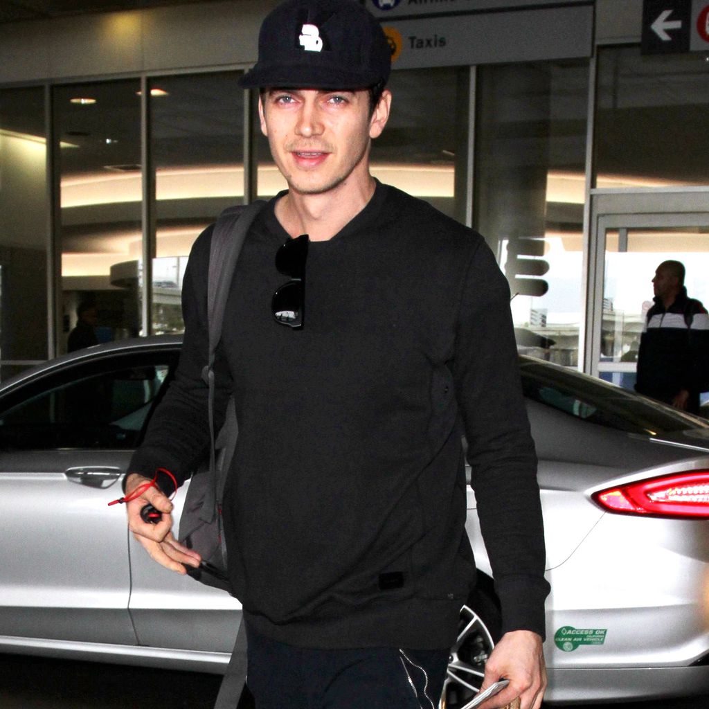 Hayden Christensen am Flughafen in LA im Dezember 2016