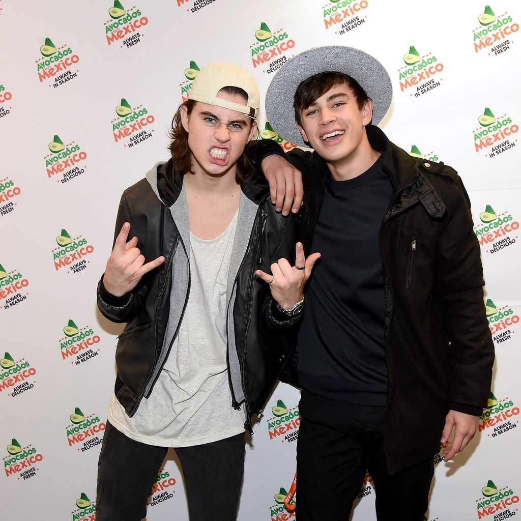 Nash Grier mit Bruder Hayes Grier bei einem Event