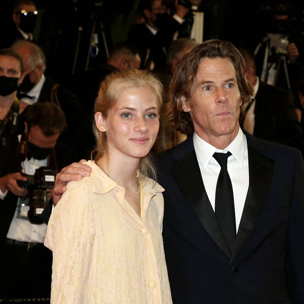 Hazel Moder mit ihrem Vater Danny Moder, 2021