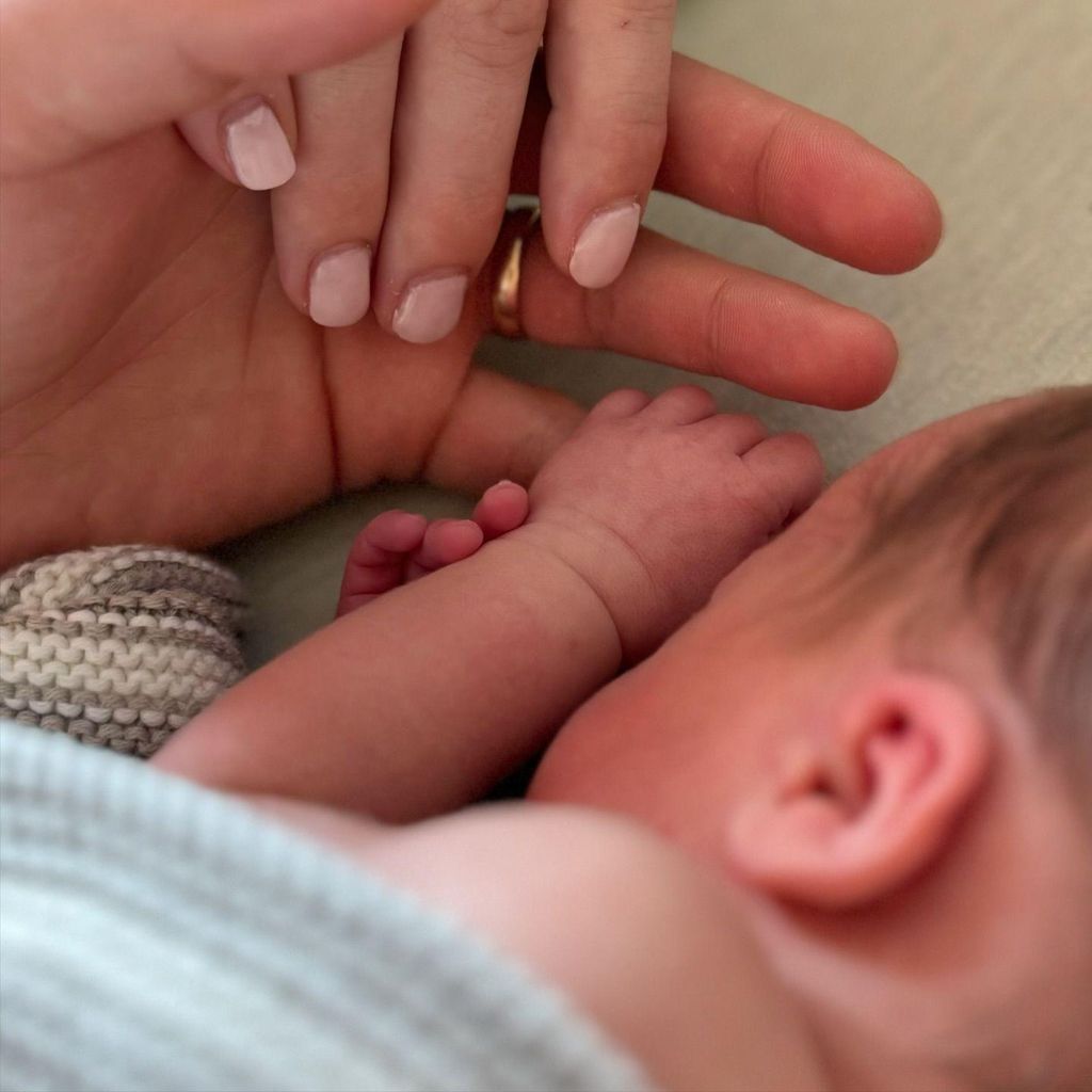 HealthyMandy und ihr neugeborenes Baby