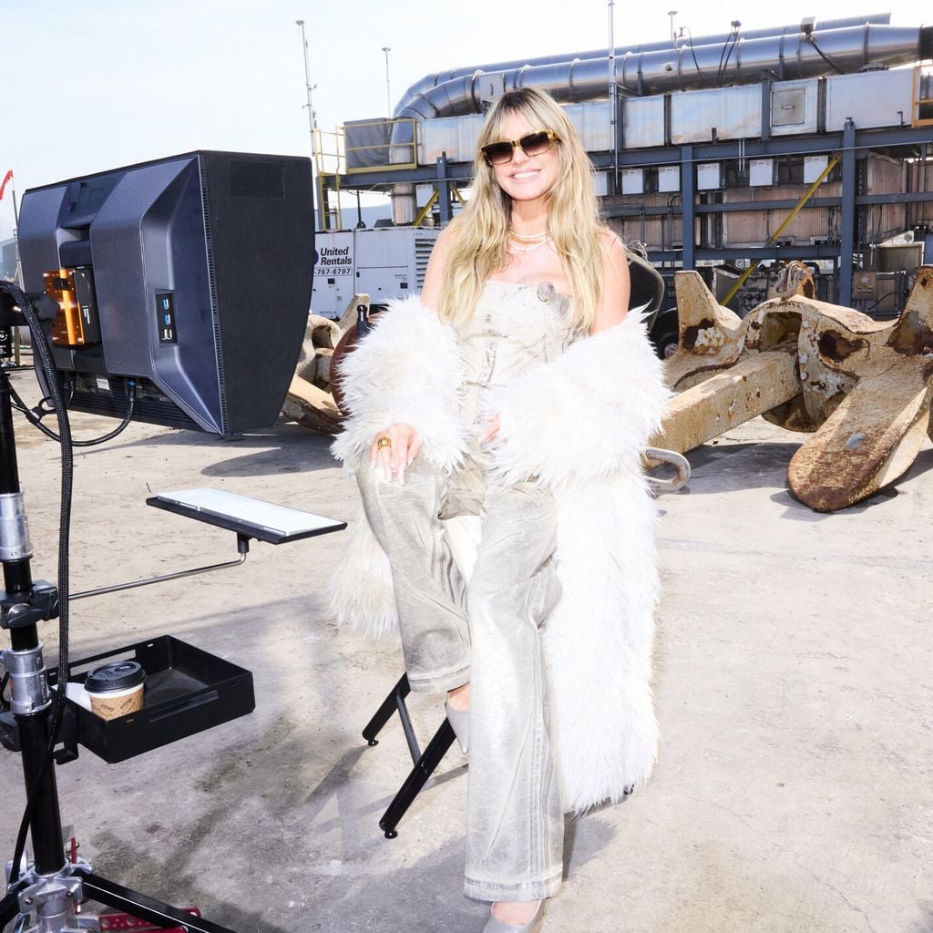 Heidi Klum am Set von GNTM