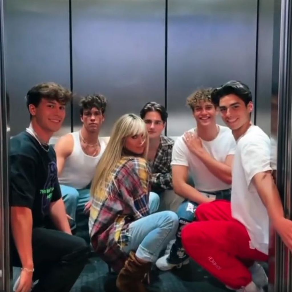 Heidi Klum mit den Elevator Boys