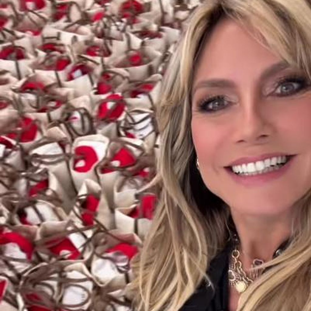 Heidi Klum vor ihren Heidifest-Goodie-Bags