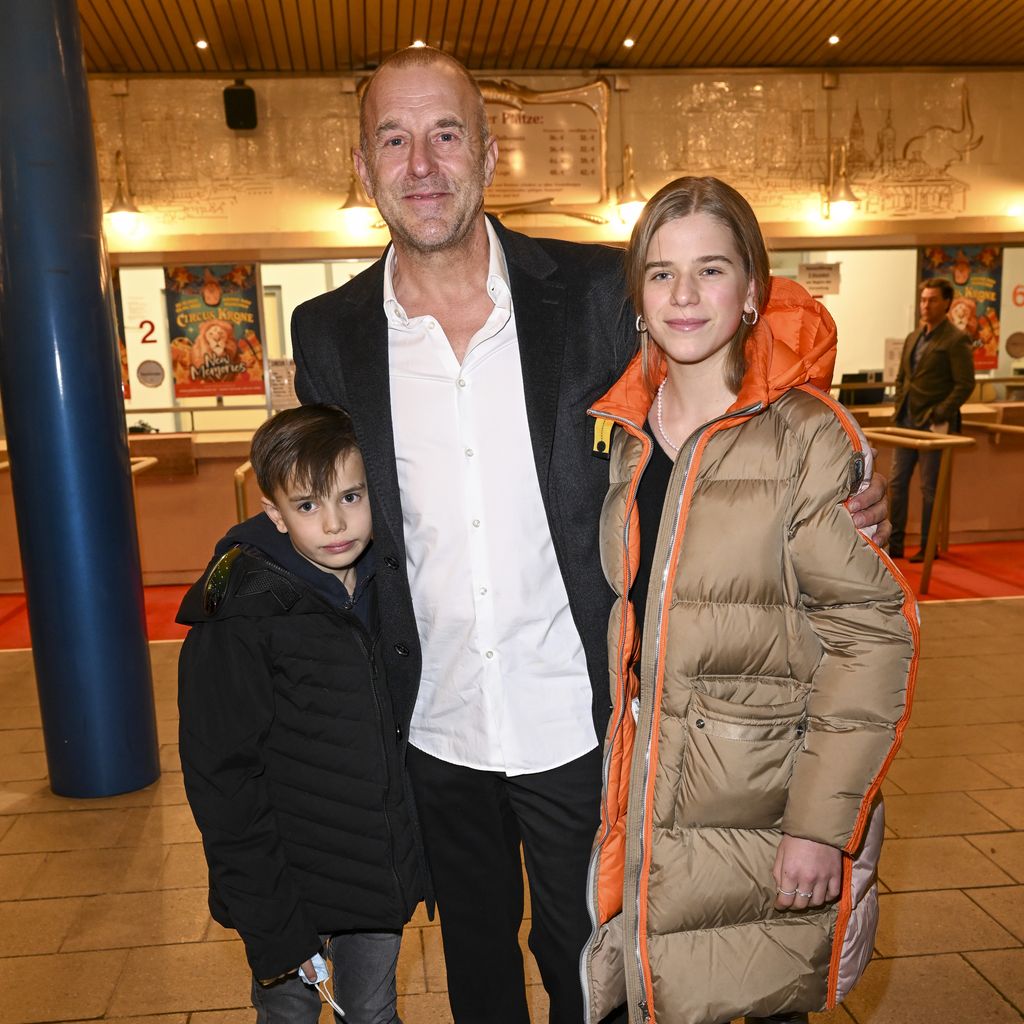 Heino Ferch mit zwei seiner Kinder