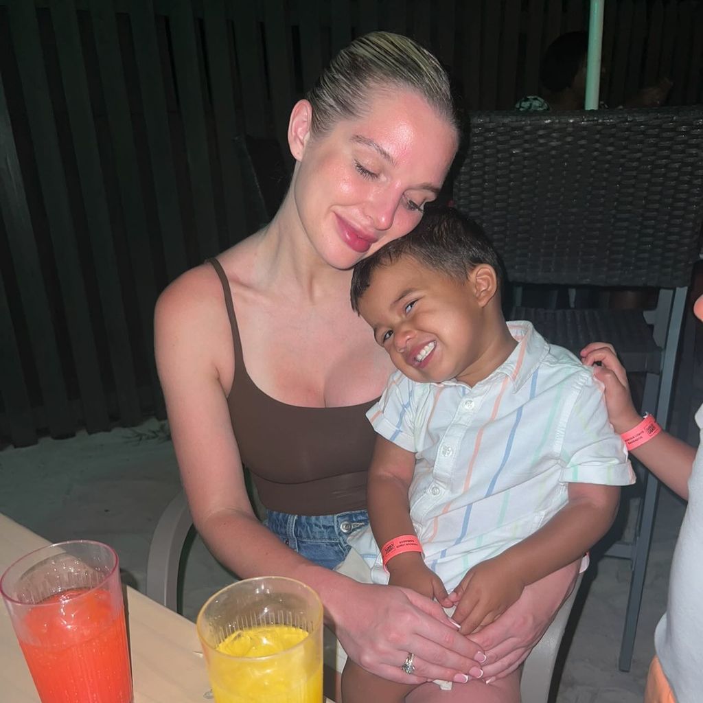 Helen Flanagan mit ihrem Sohn im Dezember 2023