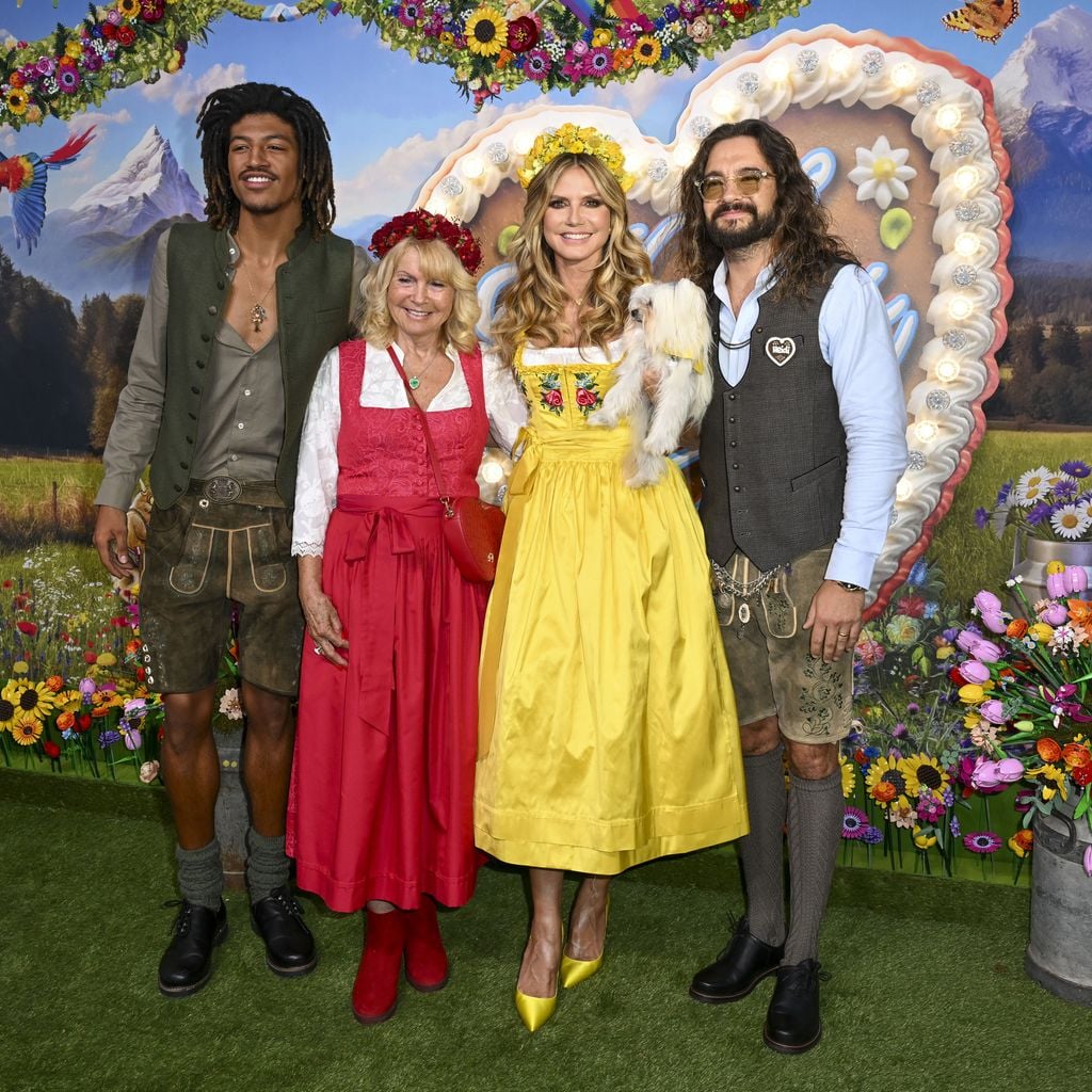 Henry Samuel, Erna Klum, Tom Kaulitz und Heidi Klum beim HeidiFest im Hofbräuhaus München vor dem Oktoberfest 2026