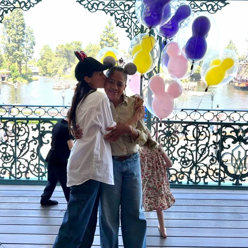 Herzogin Meghan mit ihrer Mutter Doria Ragland