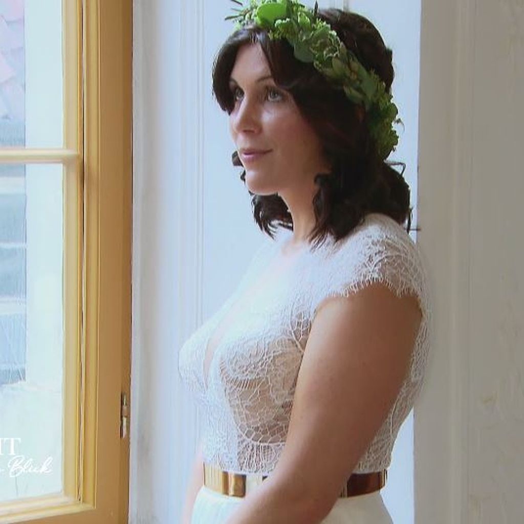 "Hochzeit auf den ersten Blick"-Kandidatin Lisa an ihrem Hochzeitstag