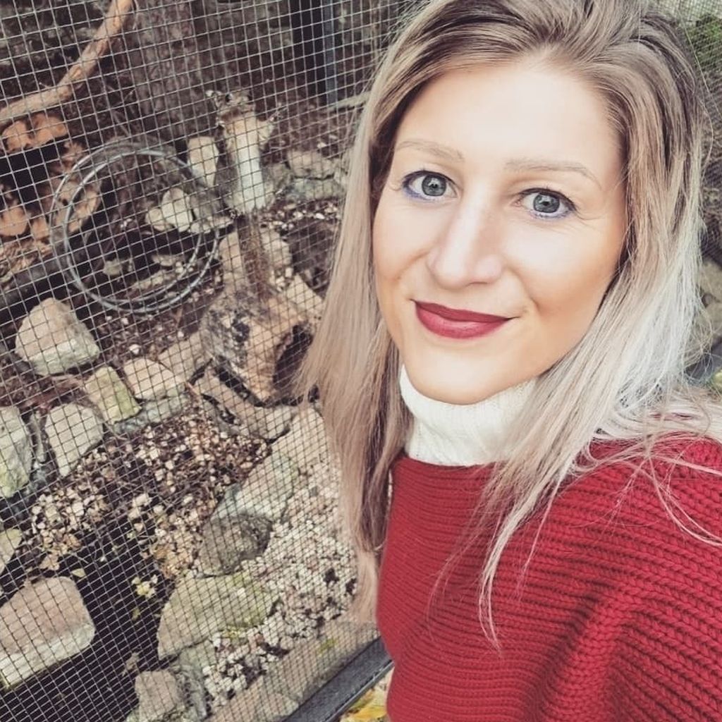 "Hochzeit auf den ersten Blick"-Samantha macht ein Selfie