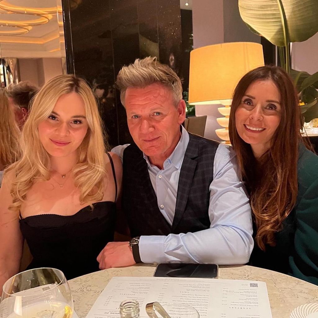 Gordon Ramsay mit seiner Frau Tana und Tochter Holly