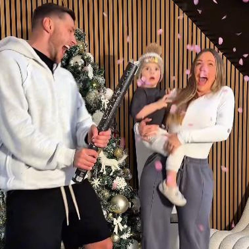 Holly Hagan, ihr Mann Jacob Blyth und Sohn Alpha-Jax, Dezember 2025