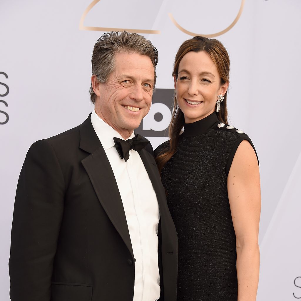 Hugh Grant und Anna Eberstein im Januar 2019