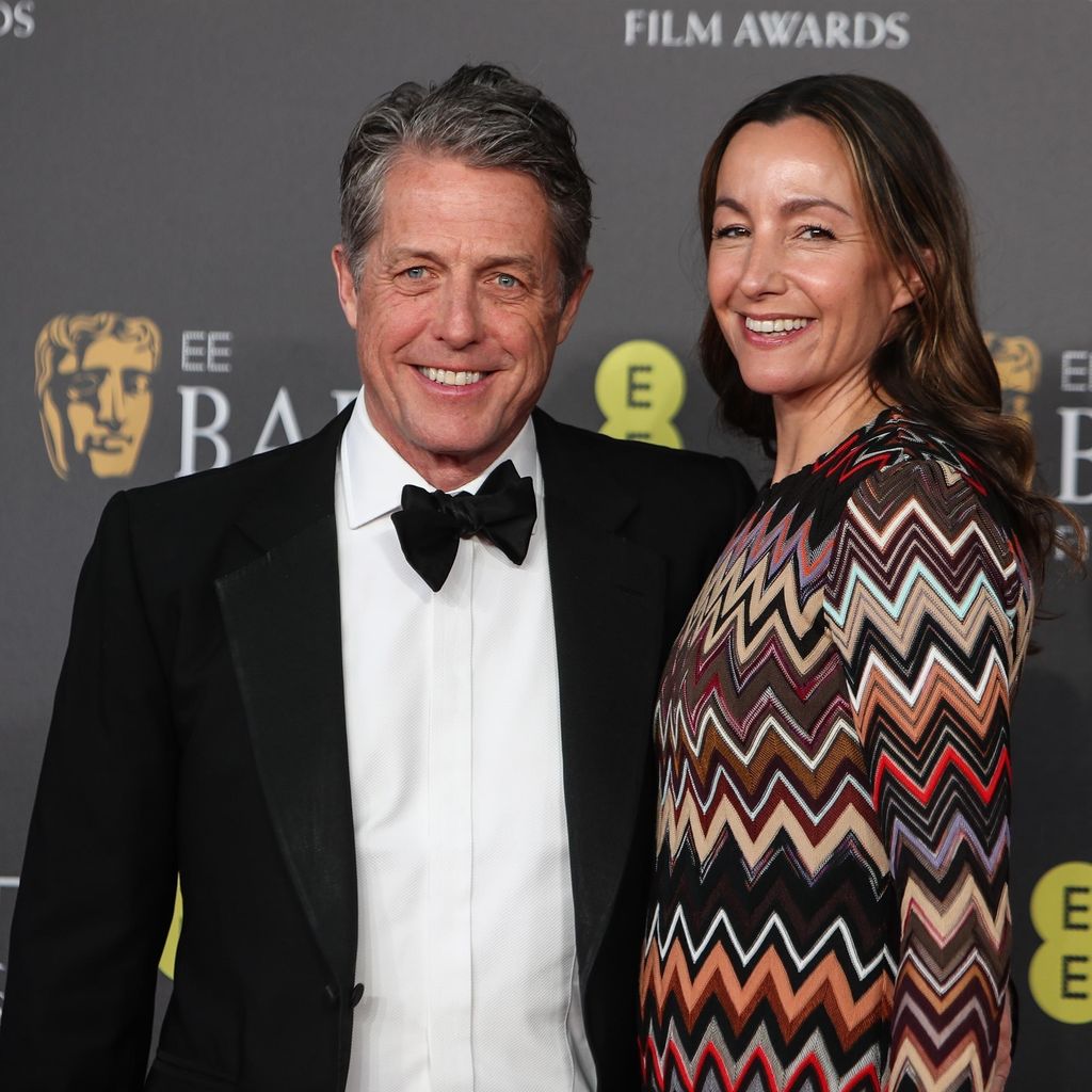 Hugh Grant und Anna Eberstein, 2024