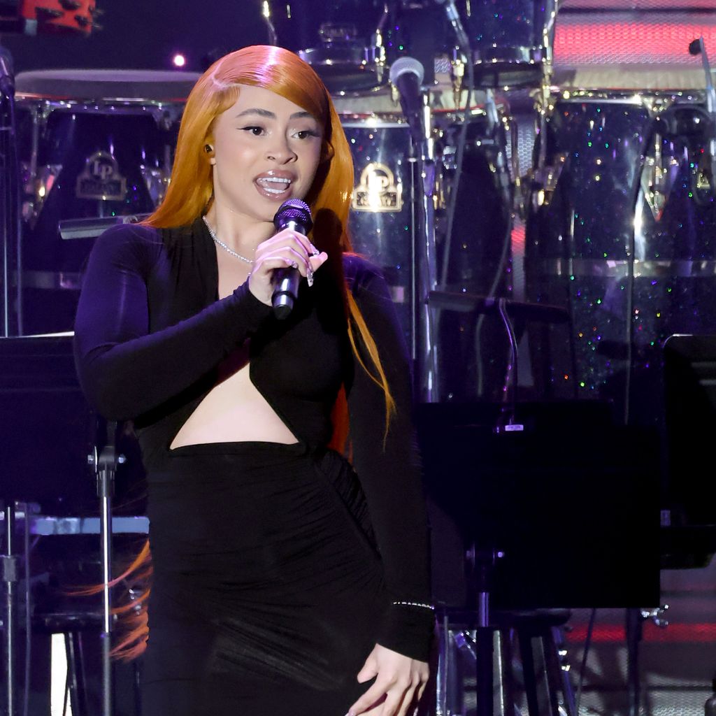 Ice Spice performt bei der Pre-Grammy Gala 2024