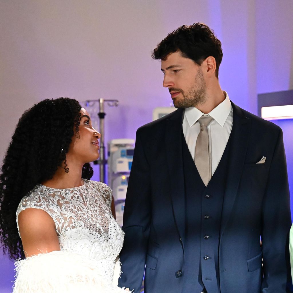 Imani (Féréba Koné) und Jan (Daniel Noah) bei "Alles was zählt"