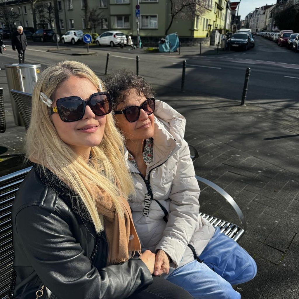 Ina mit ihrer Mutter