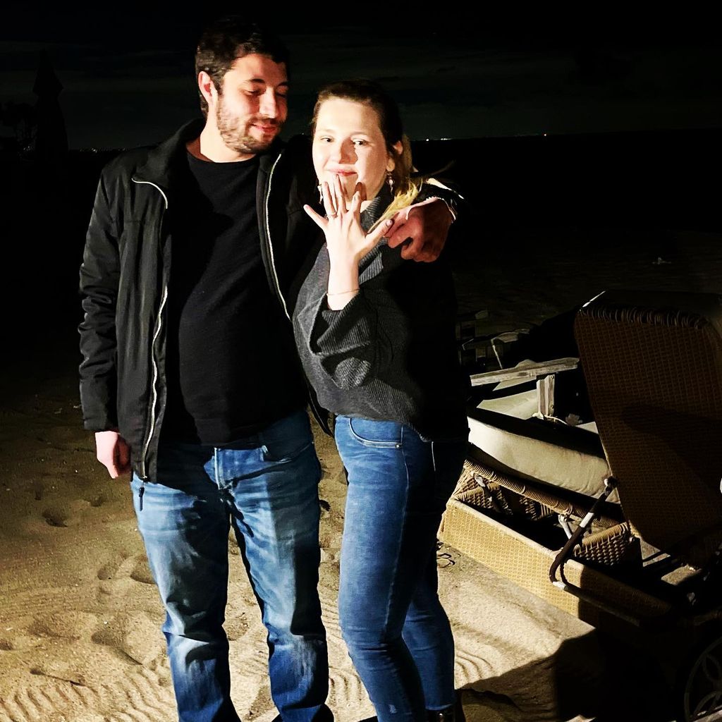Ira Kunyansky und Abigail Breslin im Februar 2022