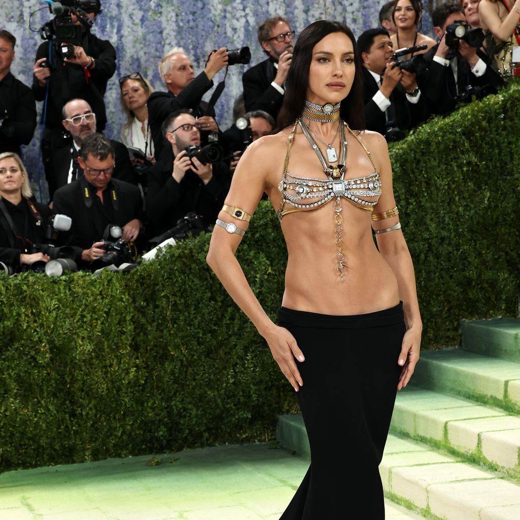 Irina Shayk bei der Met Gala 2026 im Metropolitan Museum of Art in New York