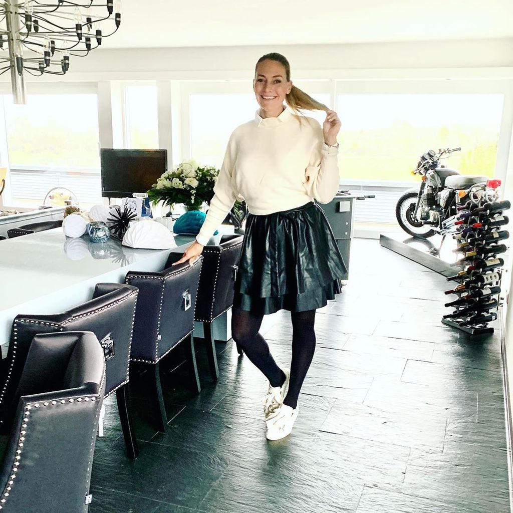 Iris Aschenbrenner, Laien-Darstellerin
