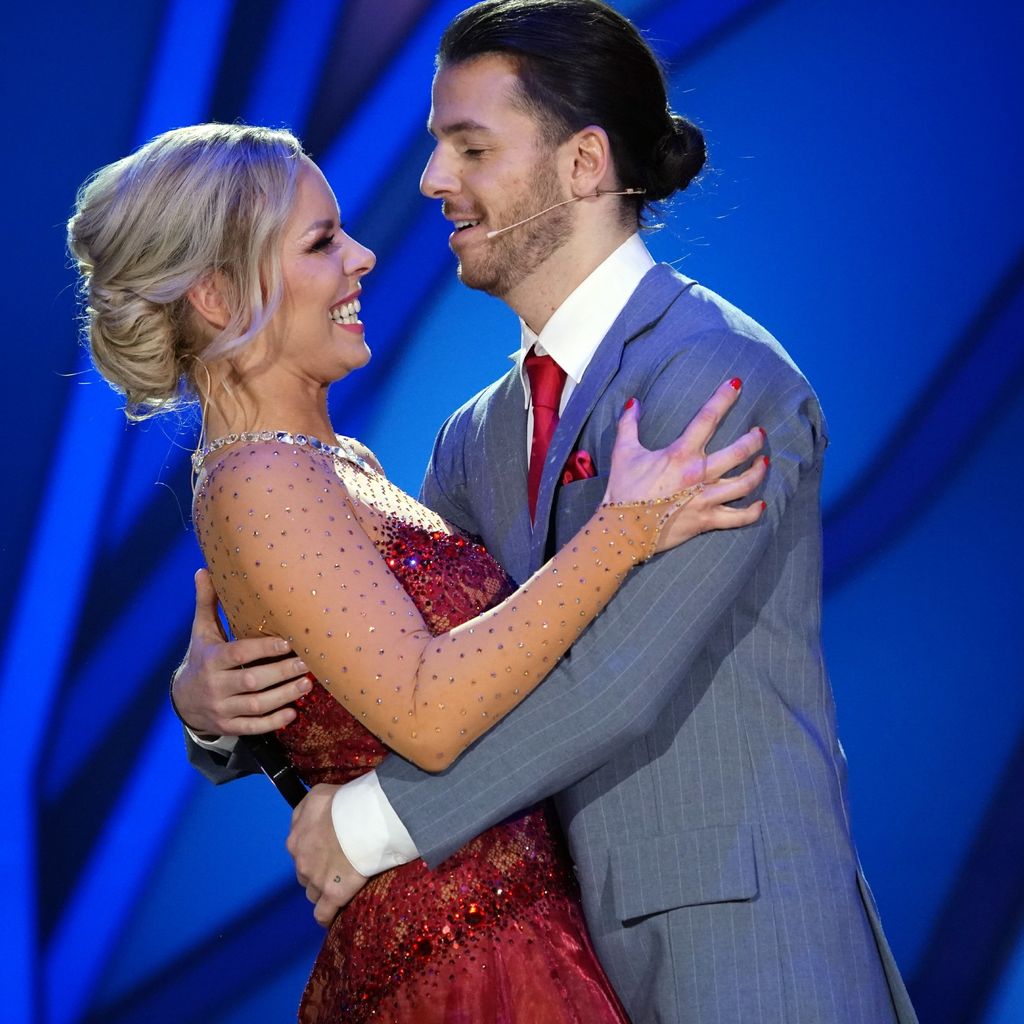 Isabel Edvardsson und Riccardo Basile bei "Let's Dance"