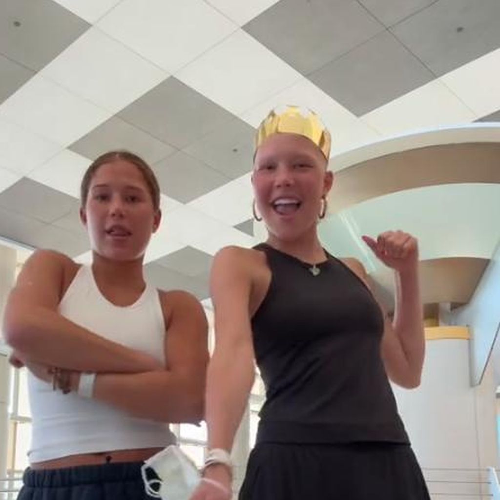 Sophia und Isabella Strahan im Juni 2024