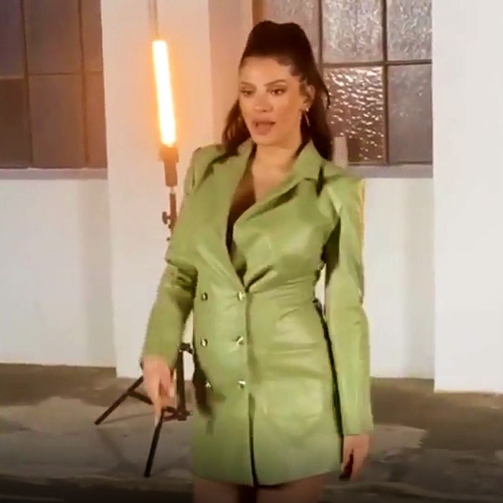 Ivana Santacruz im sechsten Schwangerschaftsmonat