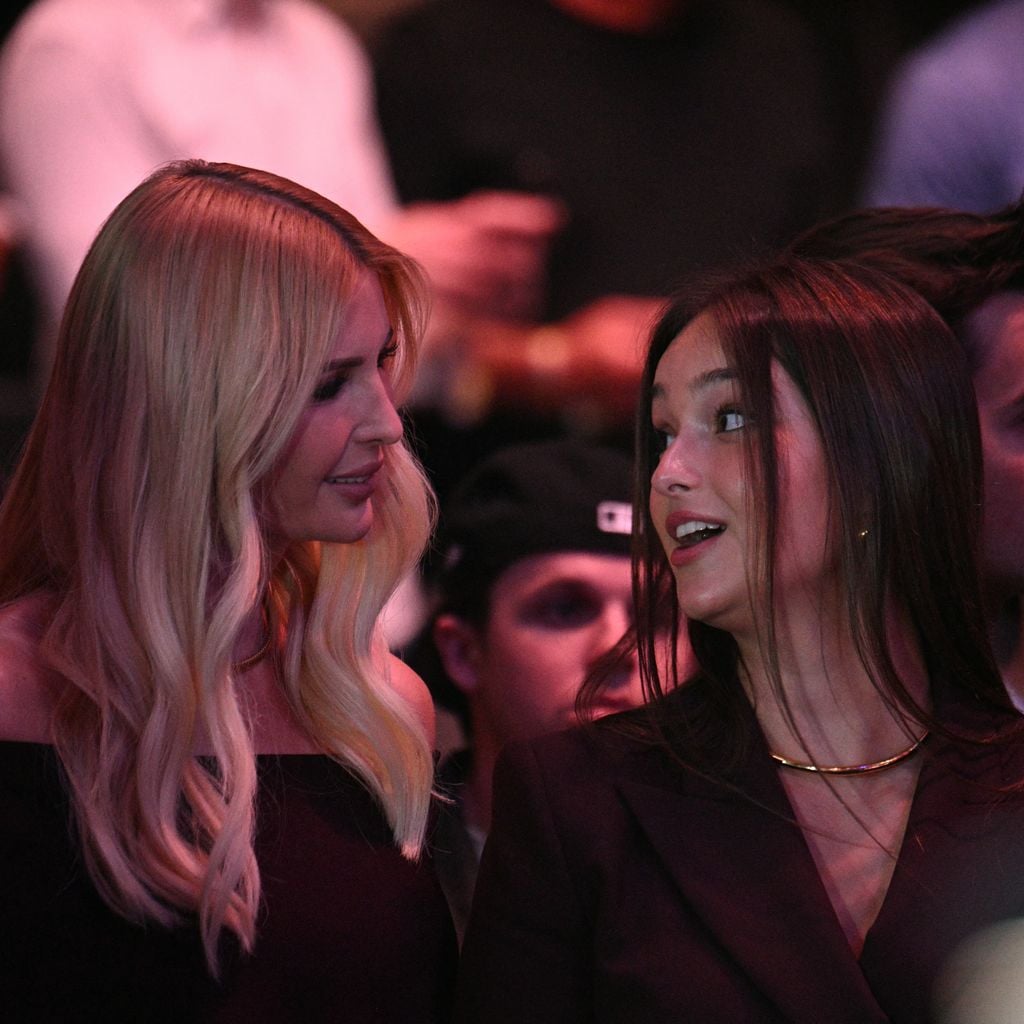 Bei UFC 327 in Miami: Ivanka Trump mit Arabella Kushner