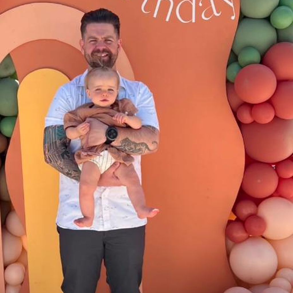 Jack Osbourne mit seiner Tochter Maple, Juli 2023