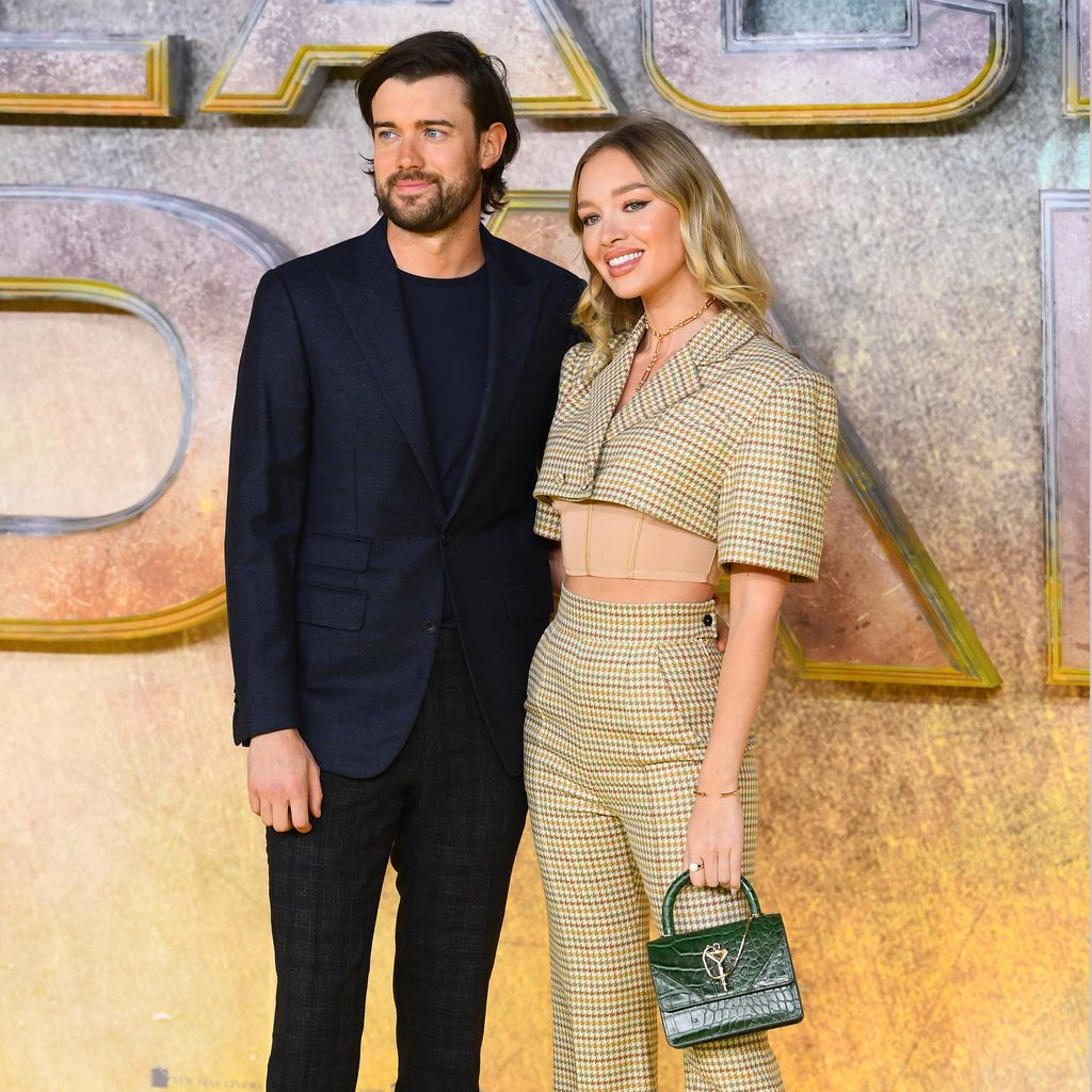 Jack Whitehall und Roxy Horner auf einer Premiere