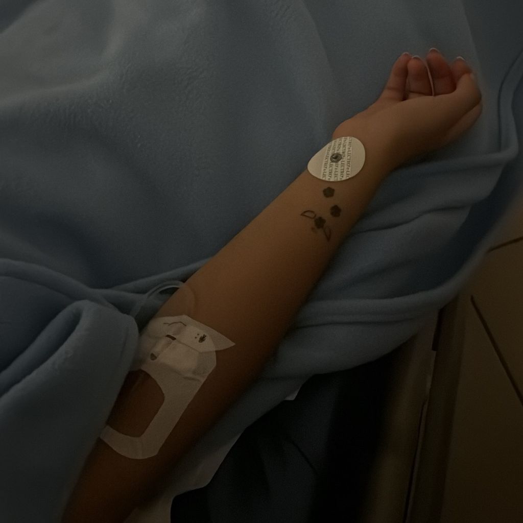 Jada Karabas im Krankenhaus im Juli 2024