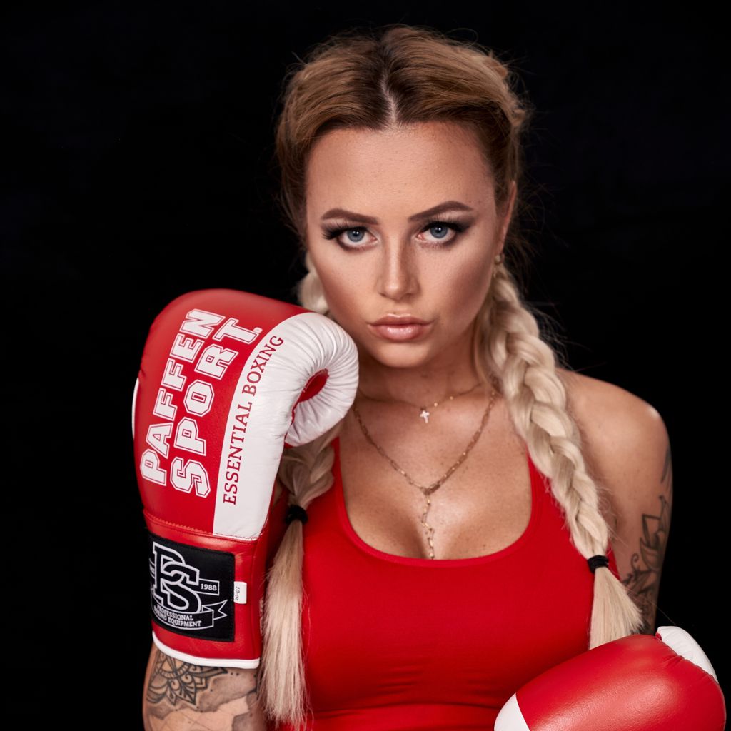 Jade Übach, Promiboxen-Teilnehmerin