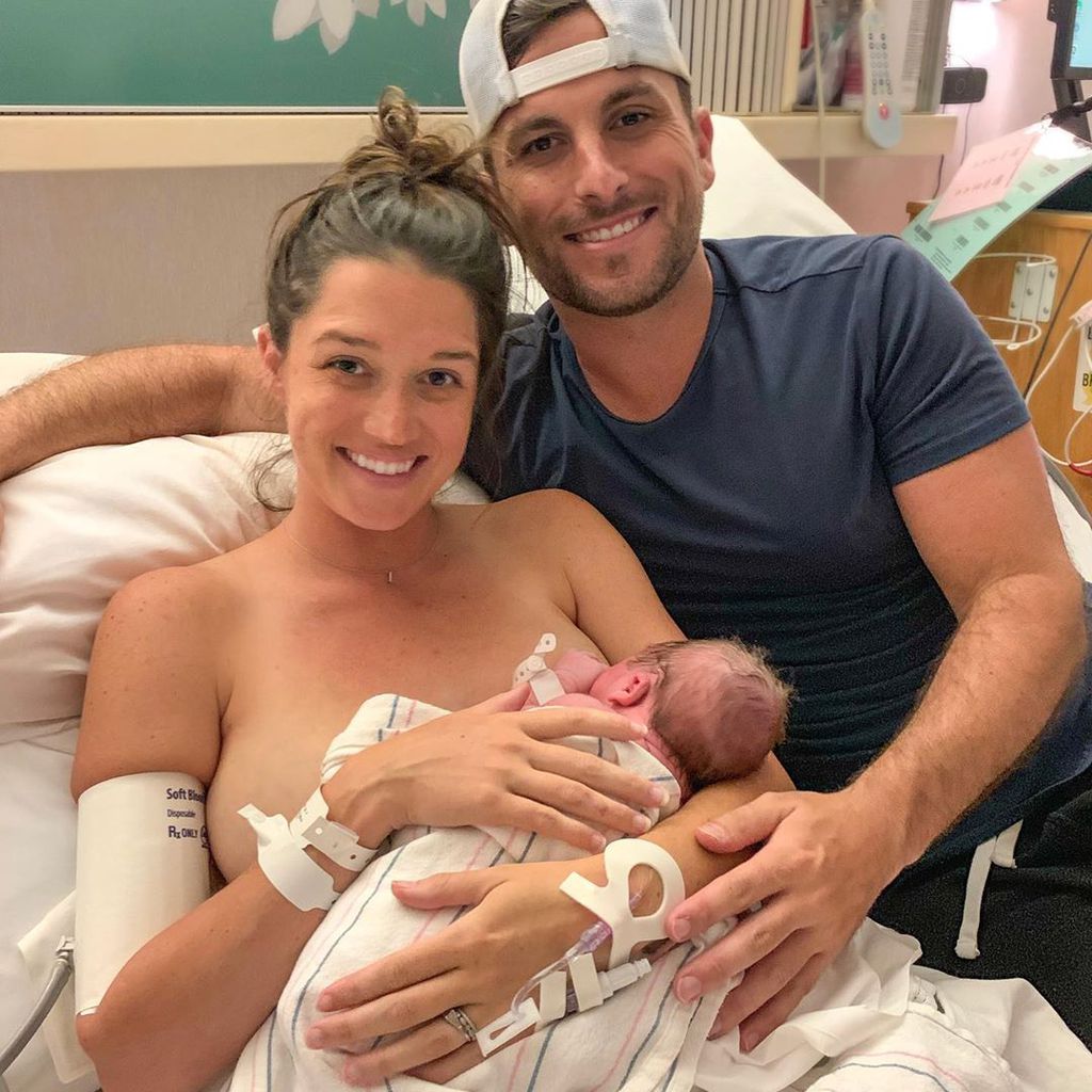 Jade und Tanner Tolbert mit ihrem Sohn Brooks