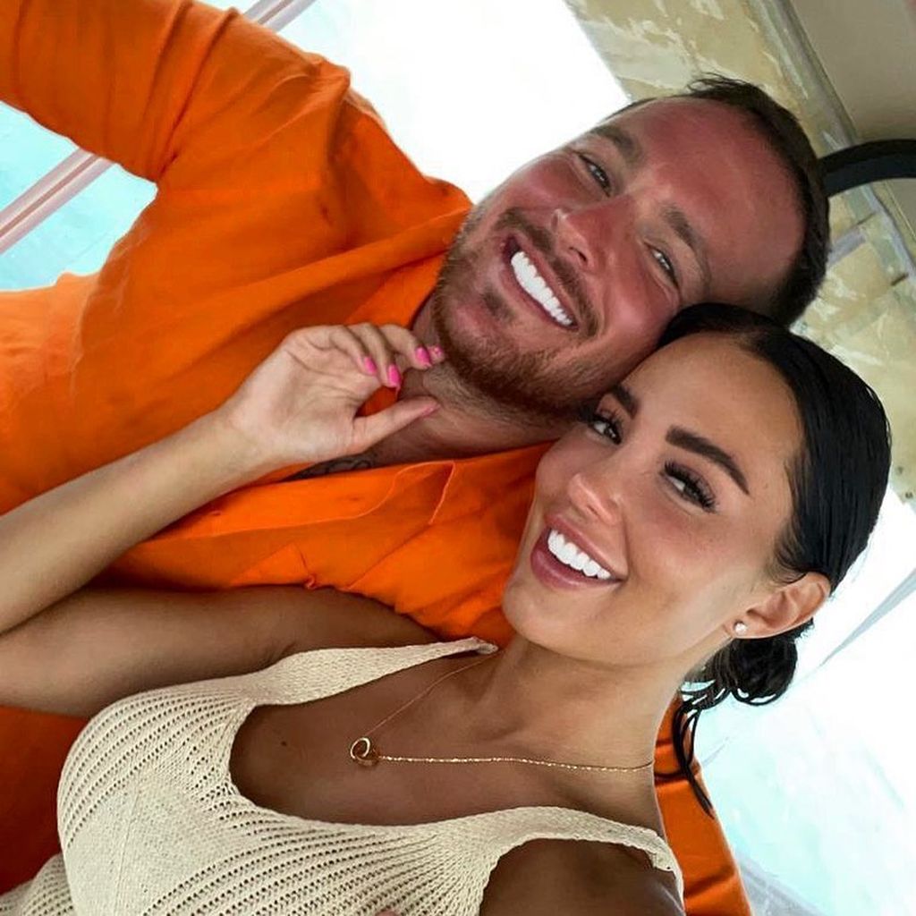 Jake McLean und Yazmin Oukhellou
