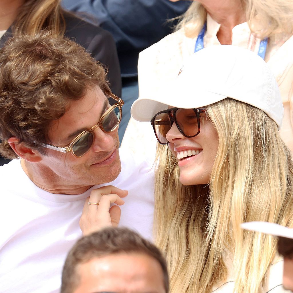 James Marsden und Frederique Brons bei den French Tennis Open im Juni 2025