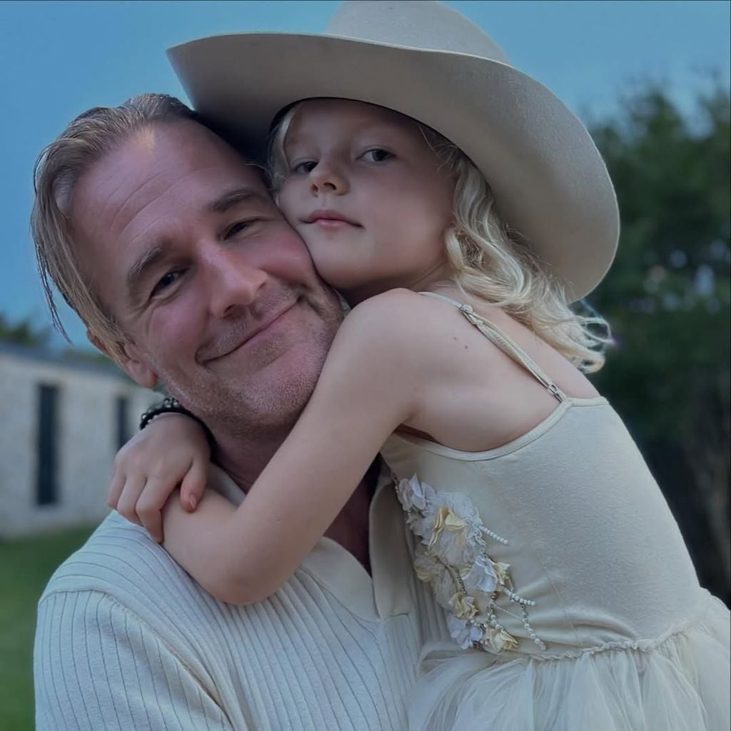 James Van der Beek mit einer seiner Töchter