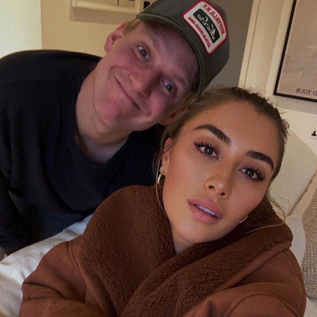 Jamie und Laing und Sophie Habboo im Februar 2021
