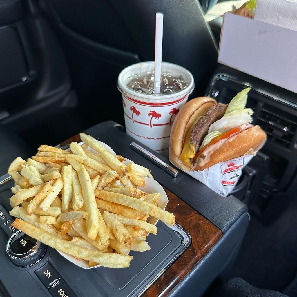 Jamie Lee Curtis' Burger