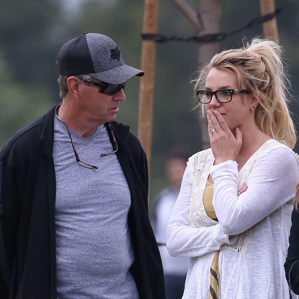 Jamie und Britney Spears in Calabasas, April 2013