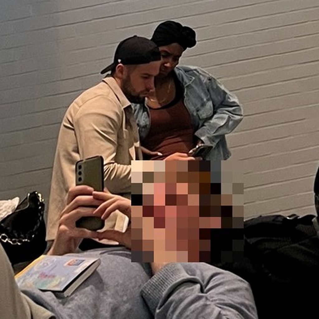 Jan Hoffmann und Sharon Battiste am Flughafen in Hannover, Juli 2024