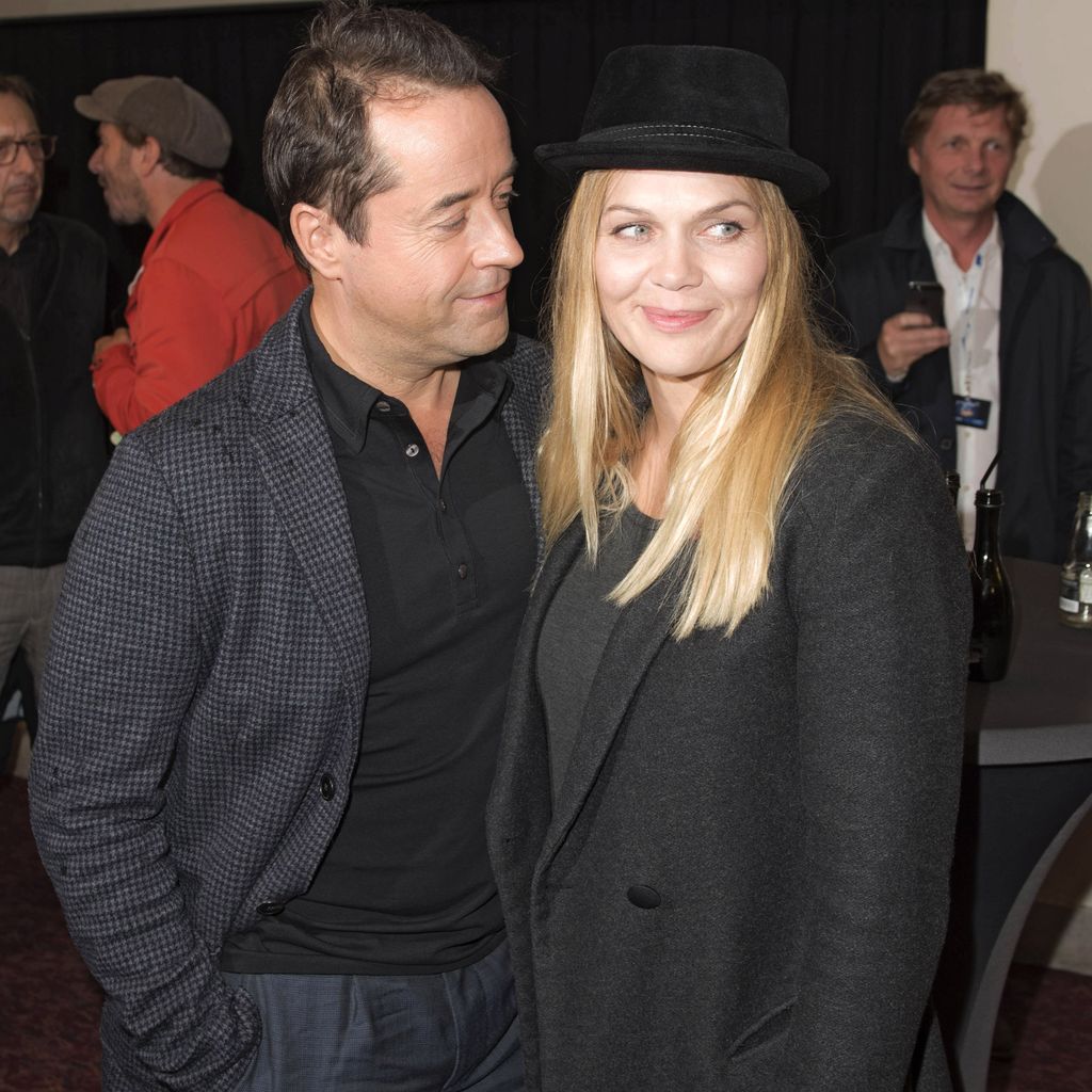 Jan Josef Liefers und Ehefrau Anna Loos einer Premiere in Berlin
