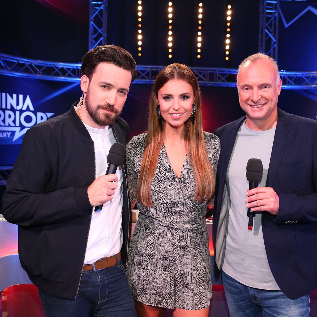 Jan Köppen, Laura Wontorra und Frank Buschmann im Studio