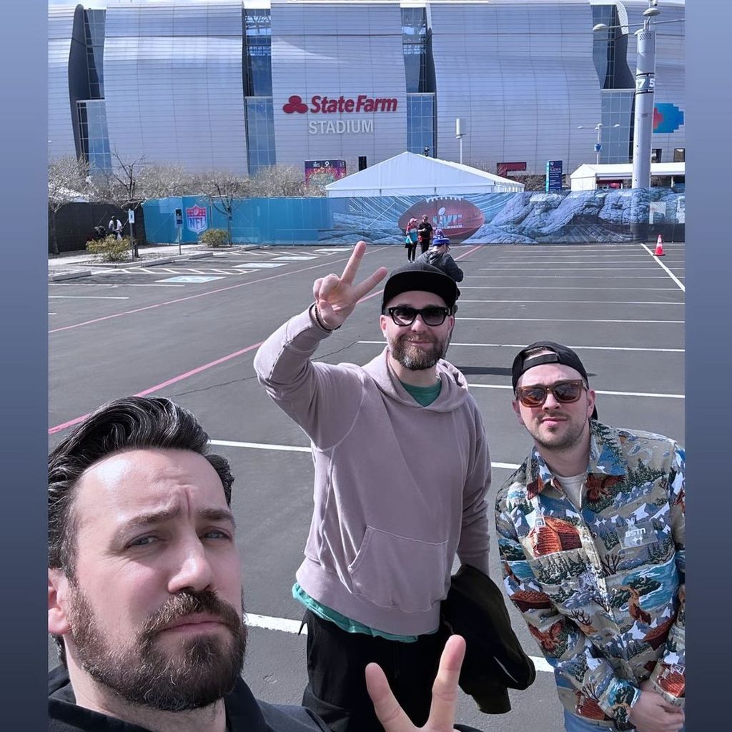 Jan Köppen und Mark Forster beim Super Bowl 2023