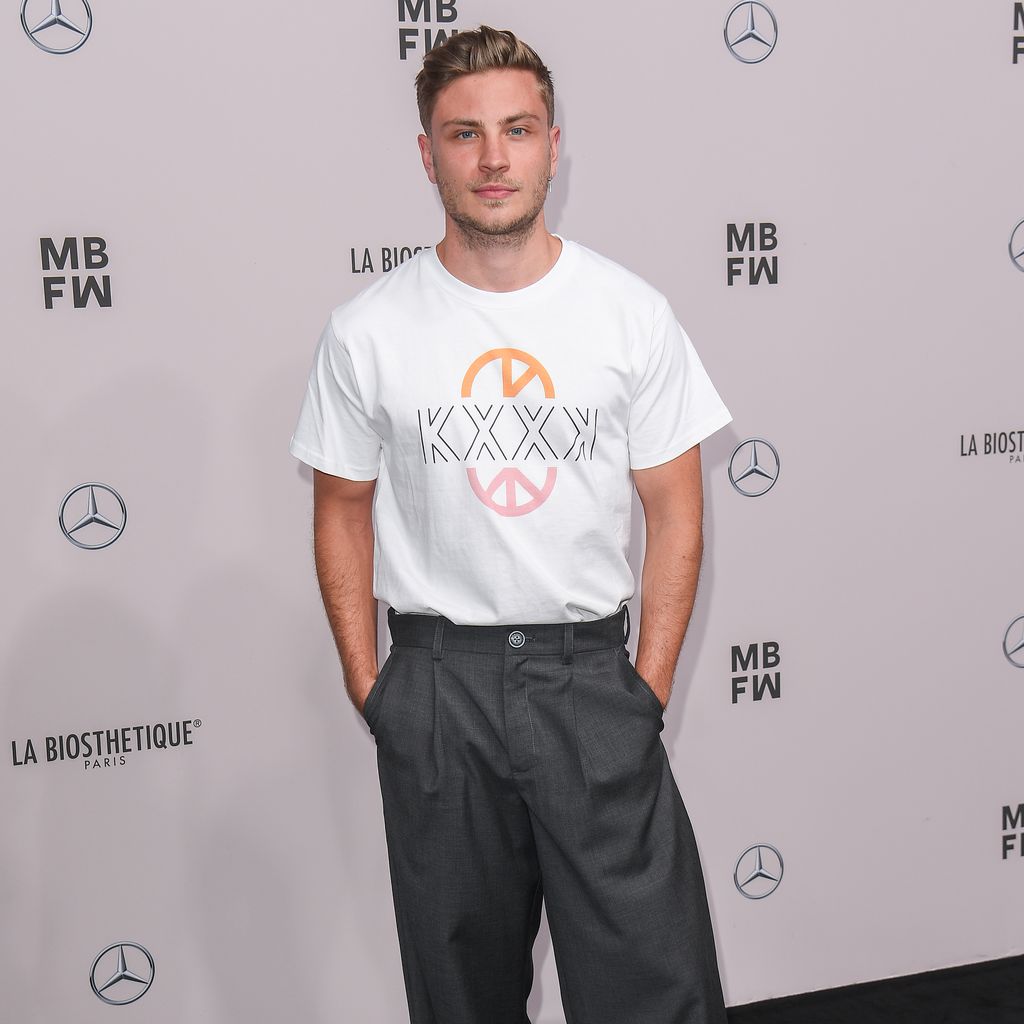 Jannik Schümann, 2019 bei der Berlin Fashion Week