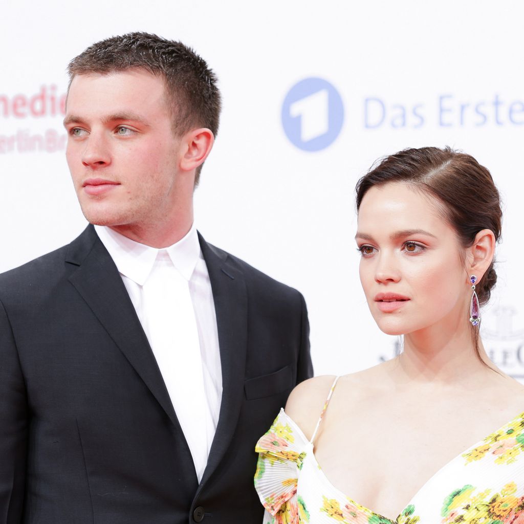 Jannis Niewöhner und Emilia Schüle im April 2018 in Berlin