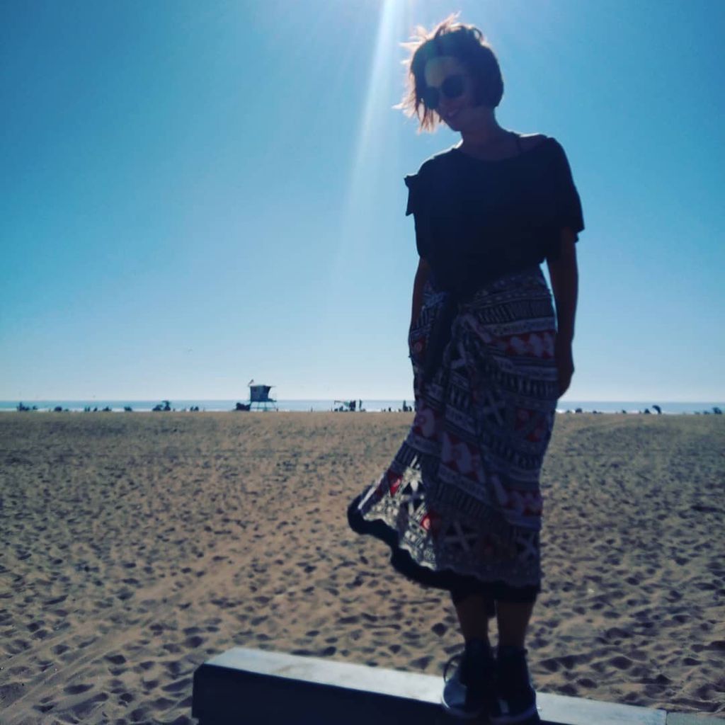 Jasmin Tawil am Strand im Januar 2020