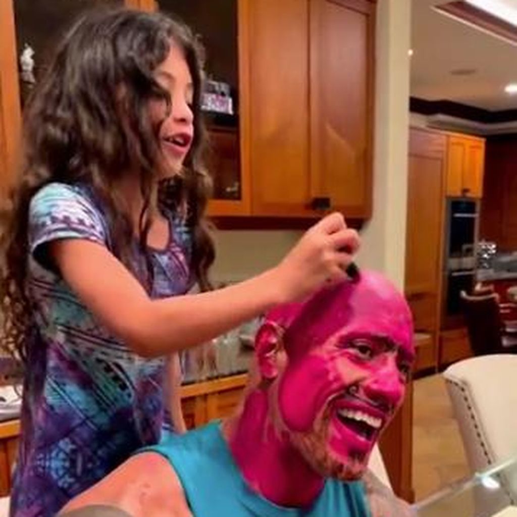 Jasmine und Dwayne "The Rock" Johnson