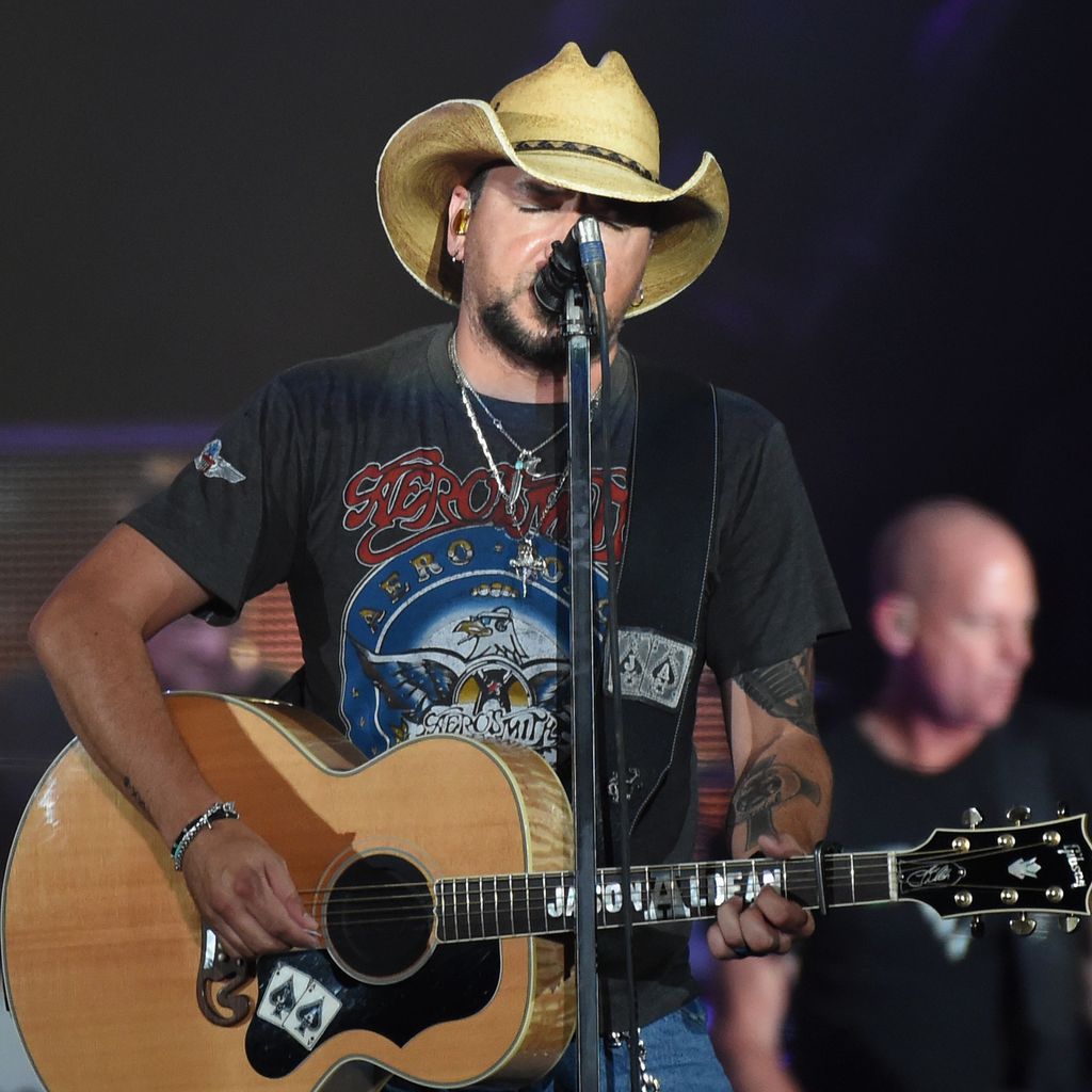 Jason Aldean beim Benefizkonzert für ein Kinderkrankenhaus