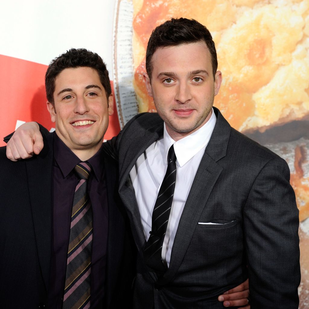 Jason Biggs und Eddie Kaye Thomas bei der Premiere von "American Reunion" im Grauman's Chinese Theatre in Hollywood, März 2012