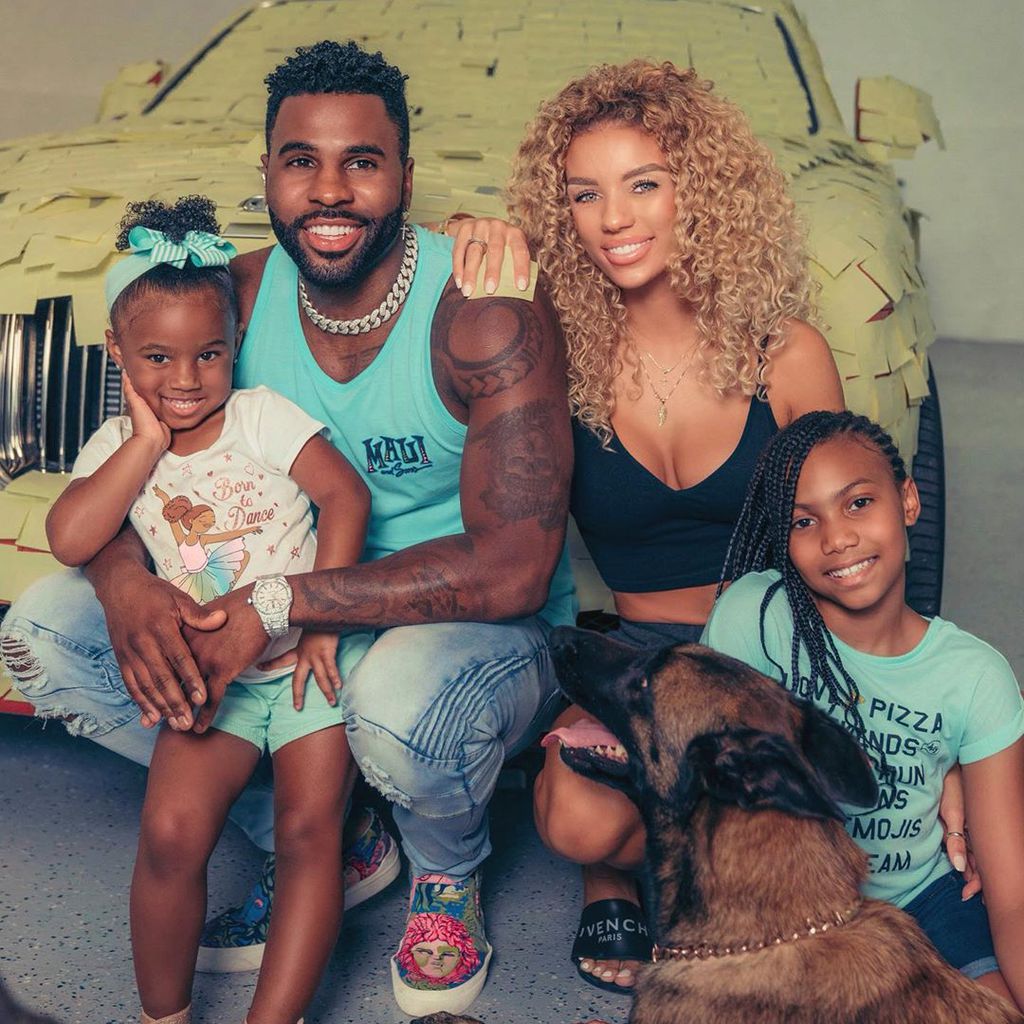 Jason Derulo mit Jena Frumes und seinen Nichten