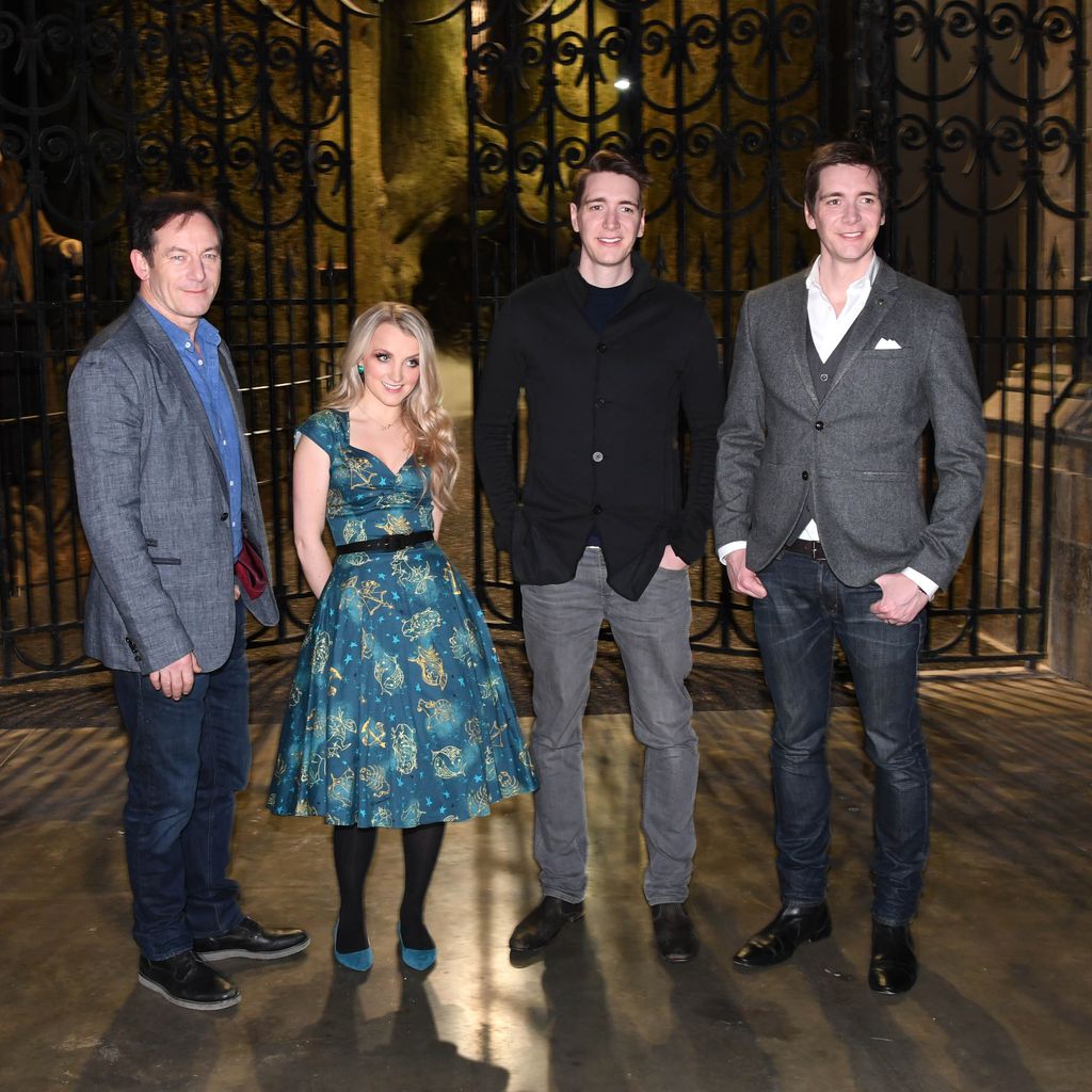 Jason Isaacs, Evanna Lynch, James und Oliver Phelps bei der Eröffnung des "Forbidden Forest" 2017